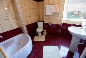 Фото номера Двухместный номер с 1 кроватью Отель Hotel La Gil г. Бухарест 28