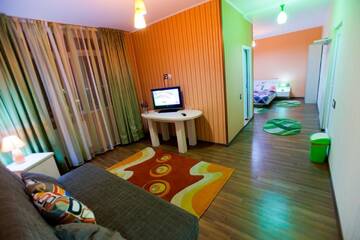 Фото номера Люкс с 1 спальней Отель Hotel La Gil г. Бухарест 2