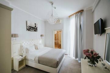 Фото номера Двухместный номер Отель Hotel Boutique &amp; Restaurant Cherie г. Бухарест 3