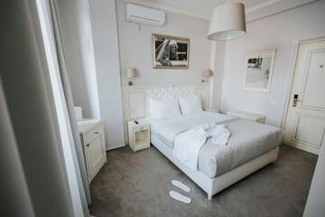 Фото номера Двухместный номер Отель Hotel Boutique &amp; Restaurant Cherie г. Бухарест 6