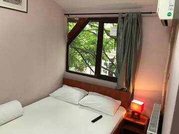 Фото номера Двухместный номер с 1 кроватью Хостелы Hostel Tripoli г. Бухарест 25