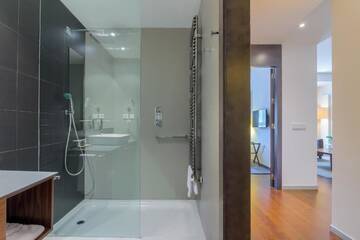 Фото номера Суперлюкс Отель Hotel Cismigiu г. Бухарест 17