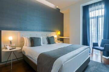 Фото номера Улучшенный люкс Отель Hotel Cismigiu г. Бухарест 10