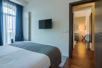 Фото номера Улучшенный люкс Отель Hotel Cismigiu г. Бухарест 9