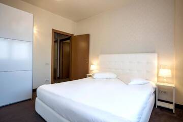 Фото номера Просторные апартаменты без спа Отель Orhideea Residence &amp; Spa г. Бухарест 10