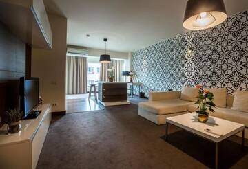 Фото номера Апартаменты бизнес-класса без спа Отель Orhideea Residence &amp; Spa г. Бухарест 25