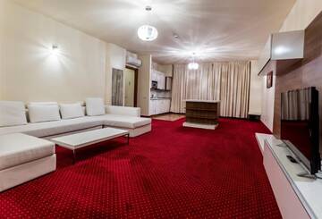 Фото номера Стандартные апартаменты без спа Отель Orhideea Residence &amp; Spa г. Бухарест 2