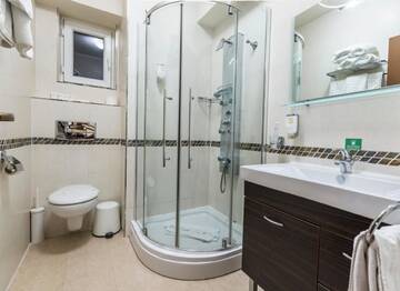 Фото номера Просторные апартаменты без спа Отель Orhideea Residence &amp; Spa г. Бухарест 3