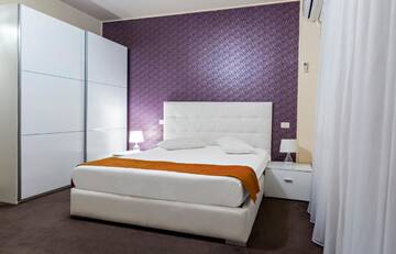 Фото номера Просторные апартаменты без спа Отель Orhideea Residence &amp; Spa г. Бухарест 6