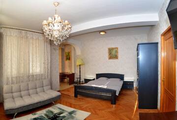 Фото номера Семейный люкс с балконом Гостевой дом Vila A&amp;B г. Бухарест 8