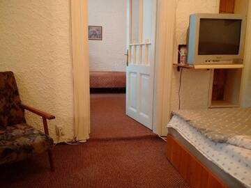 Фото номера Двухместный номер с 1 кроватью и мини-кухней Хостелы Expo Home Stay г. Бухарест 33