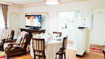 Фото номера Представительские апартаменты с 2 спальнями Отель My Hotel Apartments г. Бухарест 8