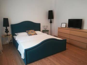 Фото номера Двухместный номер Делюкс с 1 кроватью Гостевой дом Smart Rooms Bucharest г. Бухарест 3