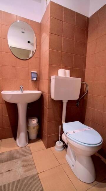 Фото номера Стандартный двухместный номер с 1 кроватью Отель Hotel Mon Caprice г. Бухарест 9