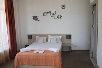 Фото номера Стандартный двухместный номер с 1 кроватью Отель Hotel Mon Caprice г. Бухарест 19