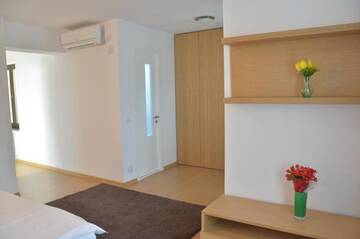 Фото номера Апартаменты с 1 спальней Апарт-отели Decebal Residence Apartments г. Бухарест 13