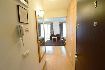 Фото номера Номер-студио с кроватью размера «king-size» 3 Апарт-отели Decebal Residence Apartments г. Бухарест 4