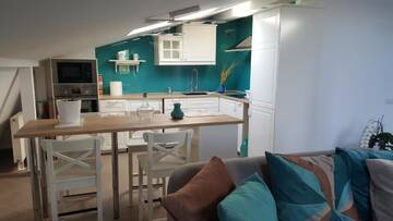 Фото номера Апартаменты с 2 спальнями Гостевой дом Johanna House г. Бухарест 6