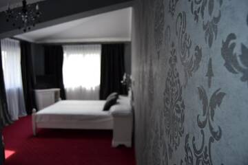 Фото номера Стандартный двухместный номер с 1 кроватью Отель Old City Bucharest NF Hotels г. Бухарест 16