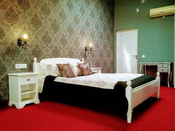 Фото номера Полулюкс Отель Old City Bucharest NF Hotels г. Бухарест 4