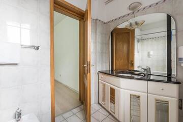 Фото номера Вилла Делюкс Виллы Bucharest Old Town Villa г. Бухарест 75