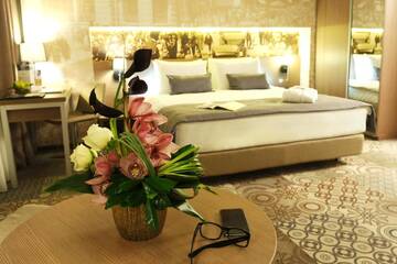 Фото номера Номер категории Privilege с кроватью размера &quot;king-size&quot; Отель Mercure Bucharest City Center г. Бухарест 3