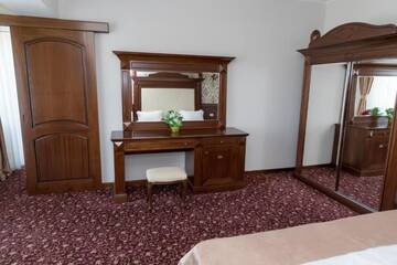 Фото номера Стандартные апартаменты Отель Hotel Giuliano г. Бухарест 20