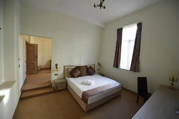 Фото номера Люкс Отель Euro Hotel Grivita г. Бухарест 4