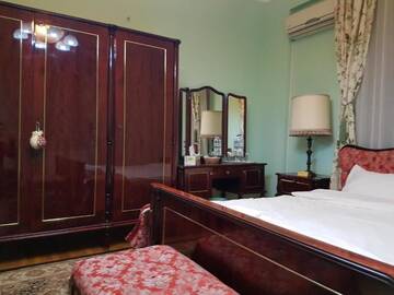 Фото номера Двухместный номер &quot;Париж&quot; Отель Hotel Bucharest Boutique Accommodation г. Бухарест 5