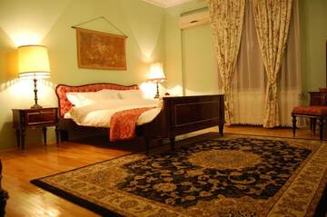 Фото номера Двухместный номер &quot;Париж&quot; Отель Hotel Bucharest Boutique Accommodation г. Бухарест 9