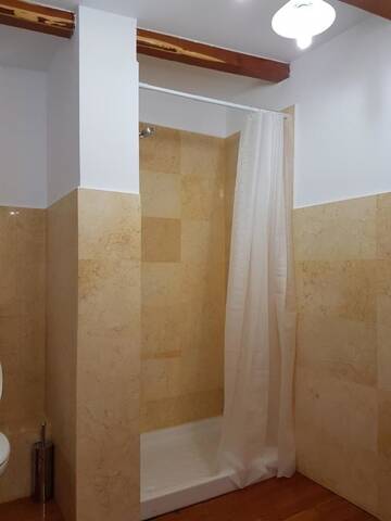 Фото номера Люкс «Мадрид» Отель Hotel Bucharest Boutique Accommodation г. Бухарест 16