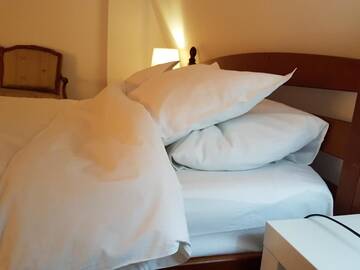 Фото номера Люкс «Мадрид» Отель Hotel Bucharest Boutique Accommodation г. Бухарест 3