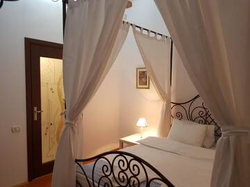 Фото номера Стамбульский двухместный номер Отель Hotel Bucharest Boutique Accommodation г. Бухарест 9