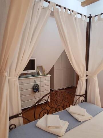 Фото номера Стамбульский двухместный номер Отель Hotel Bucharest Boutique Accommodation г. Бухарест 6