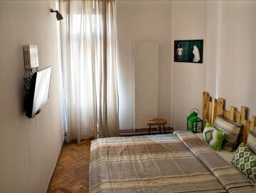 Фото номера Двухместный номер с 1 кроватью Хостелы Calea Victoriei Poshtel г. Бухарест 9