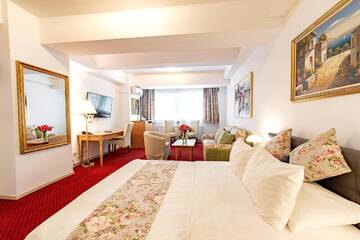 Фото номера Superior Double No balcony (No smoking area) Отель Bucur Accommodation г. Бухарест 6