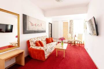 Фото номера Superior Suite with Terrace (Including smoking area) Отель Bucur Accommodation г. Бухарест 3