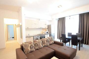 Фото номера Апартаменты с 2 спальнями Апарт-отели Uptown Residence Apartments г. Бухарест 2