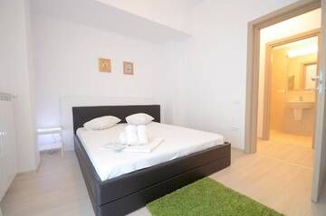 Фото номера Апартаменты с 2 спальнями Апарт-отели Uptown Residence Apartments г. Бухарест 5