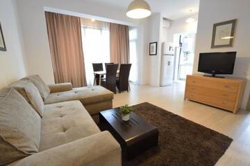 Фото номера Апартаменты с балконом Апарт-отели Uptown Residence Apartments г. Бухарест 3
