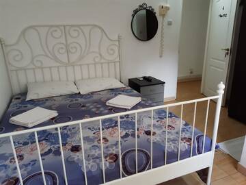 Фото номера Двухместный номер эконом-класса с 1 кроватью Гостевой дом B&amp;B Duo Caffe г. Бухарест 8