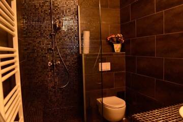 Фото номера Апартаменты в пентхаусе Апарт-отели JN Boutique Apartments г. Бухарест 22