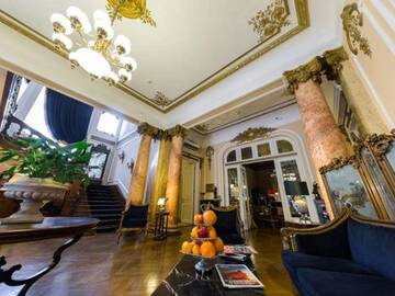 Фото номера Улучшенный двухместный номер с 1 кроватью Отель Grand Boutique Hotel г. Бухарест 4