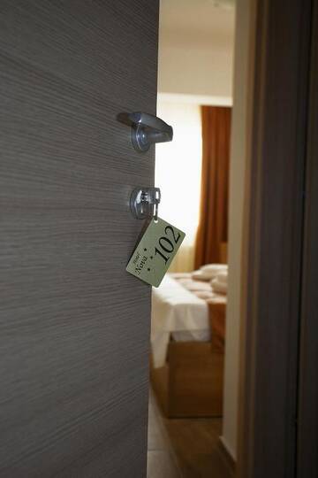 Фото номера Двухместный номер с 2 отдельными кроватями Отель Hotel Nova Residence г. Бухарест 18