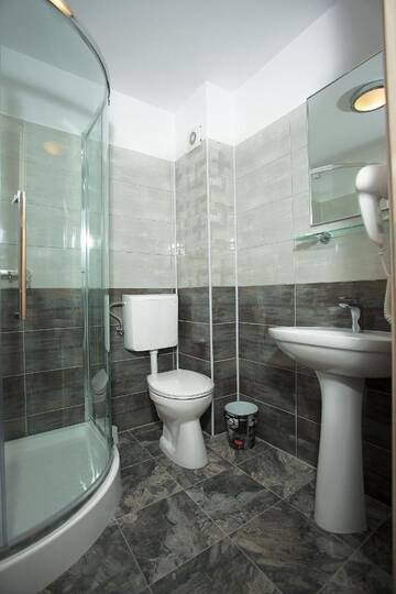 Фото номера Двухместный номер с 1 кроватью Отель Hotel Nova Residence г. Бухарест 10