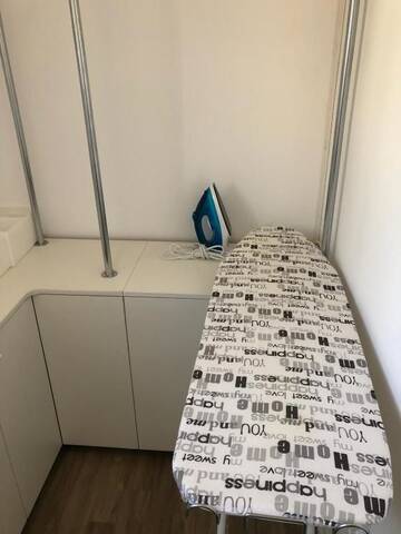 Фото номера Дом с 2 спальнями Дома для отпуска Bucharest Holiday Villa г. Бухарест 41