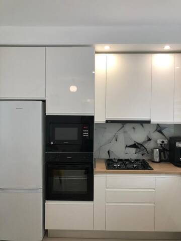 Фото номера Дом с 2 спальнями Дома для отпуска Bucharest Holiday Villa г. Бухарест 27