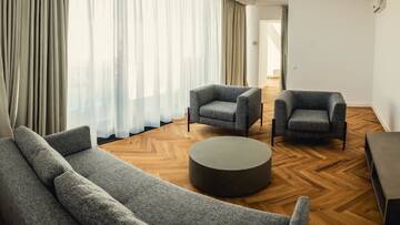 Фото номера Urban Loft One-Bedroom Apartment Апарт-отели Blend City Center г. Бухарест 3
