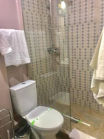 Фото номера Двухместный номер Делюкс с 1 кроватью Гостевой дом Vila 18 Hotel Boutique г. Бухарест 27