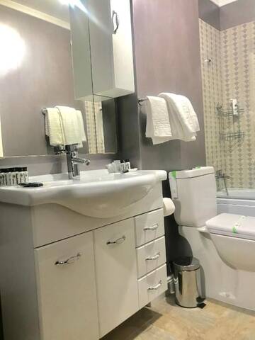 Фото номера Суперлюкс с кроватью размера &quot;king-size&quot; Гостевой дом Vila 18 Hotel Boutique г. Бухарест 8